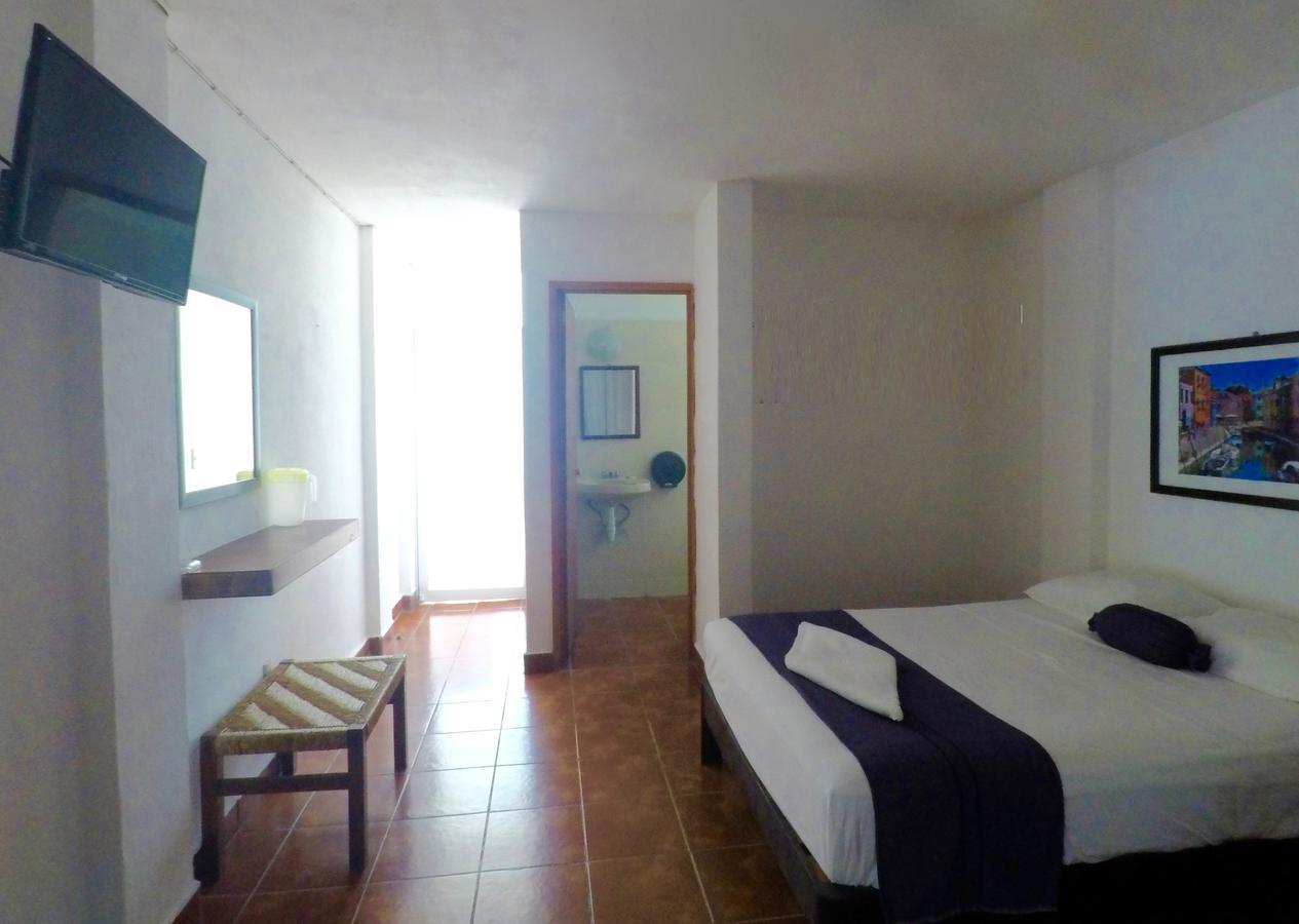Hotel Mayflower Puerto Escondido (Oaxaca) Ngoại thất bức ảnh